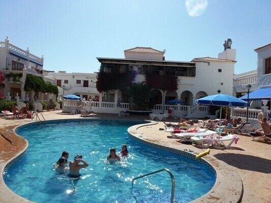 23-Royal Palms-Los Christianos-Tenerife-Holiday-Apartment 00003