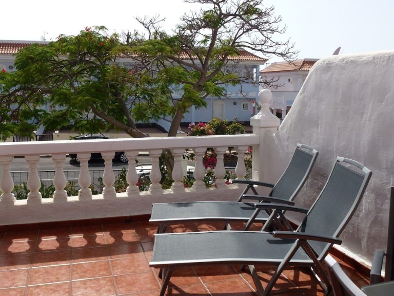 23-Royal Palms-Los Christianos-Tenerife-Holiday-Apartment 00011